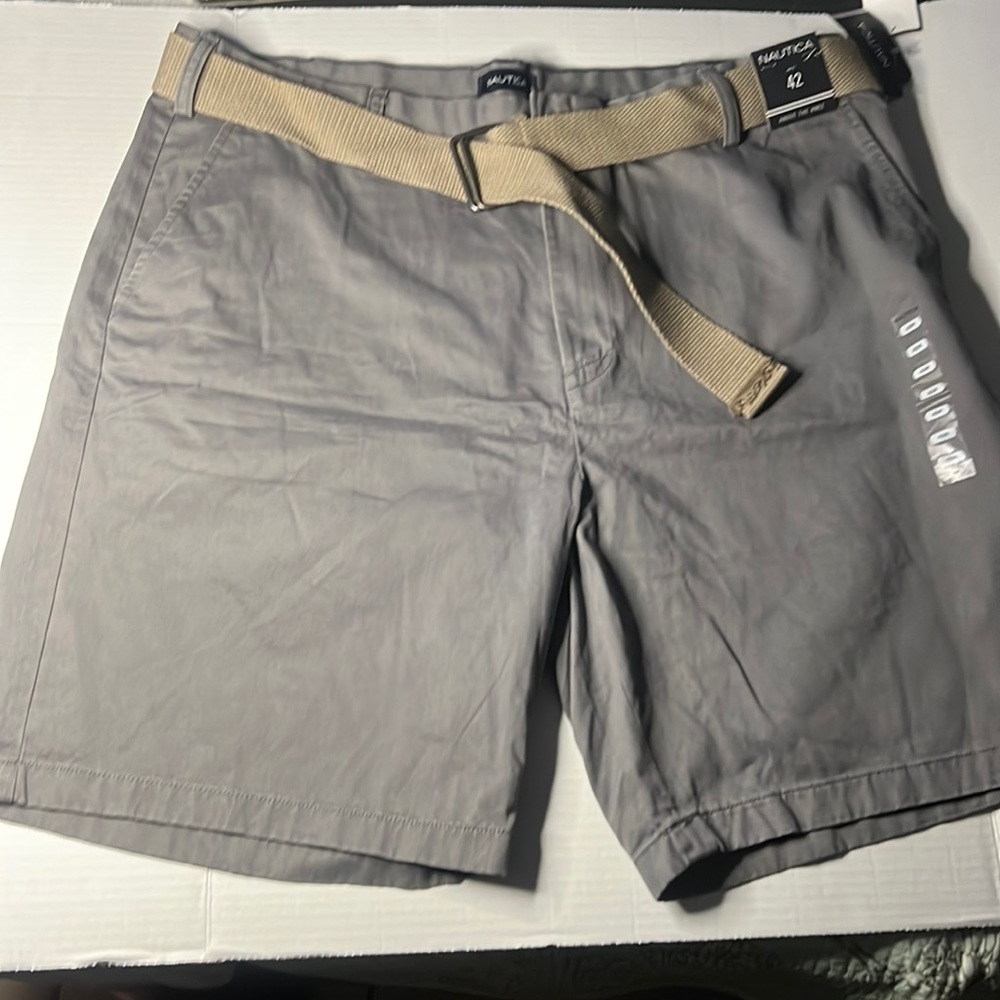 New! Nautica Gray Shorts Men Sz 42